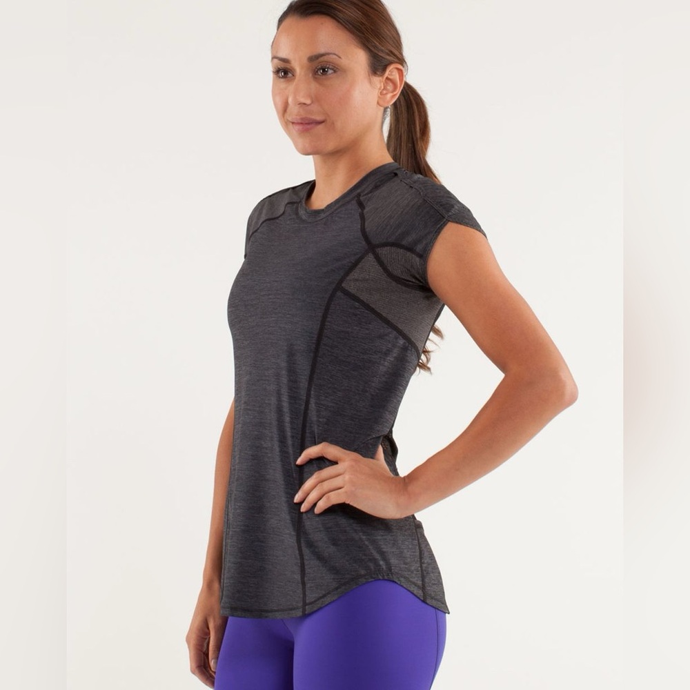 Lululemon Run: Sun Sprinter Short Sleeve Shirt Activewear Workout Gym Yoga Train